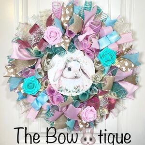 Handmade Spring or Easter Bunny Prelit Ribbon Wreath 22 in LED W22